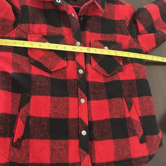 CoffeeShop Red Flannel Plaid Quilted Cropped Wool Blend Jacket Size L - Picture 13 of 17